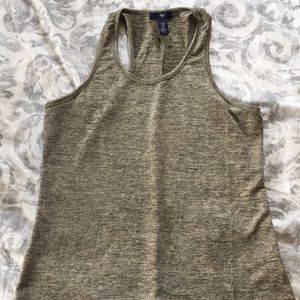 Gap Metallic Tank